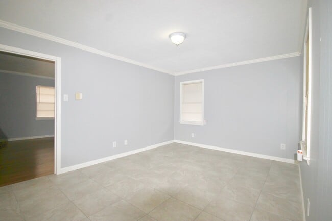 Building Photo - AWESOME HOME WITH LOTS OF UPDATES