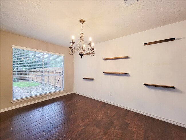 Foto del edificio - 3735 Hickory Knob Dr