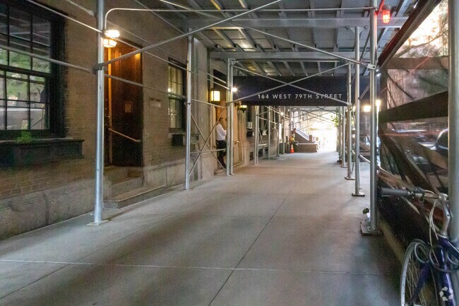 Foto del edificio - 164 W 79th St