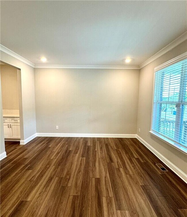 Foto del edificio - 4468 Oakden Pl