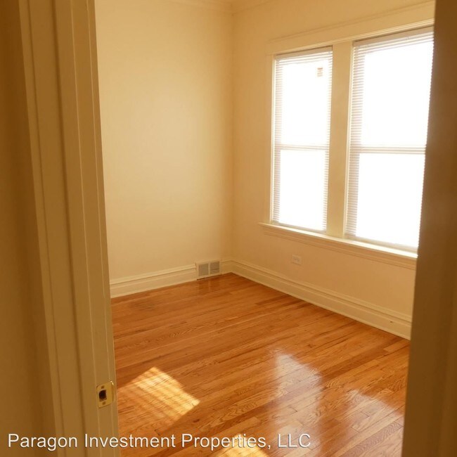 Foto del edificio - 11403 S Forest Ave