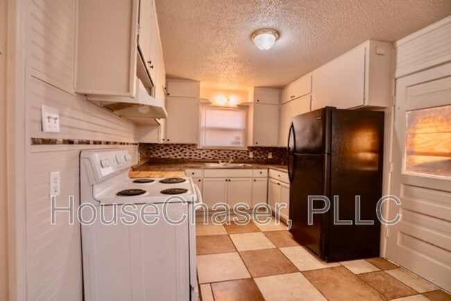 Building Photo - 5004 40th St