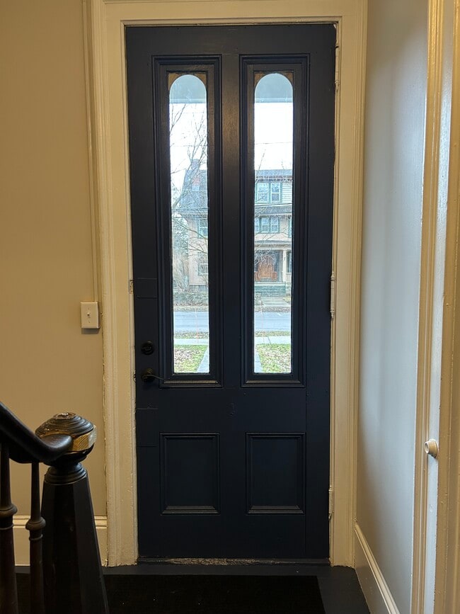 Building Photo - 63 S Grove St