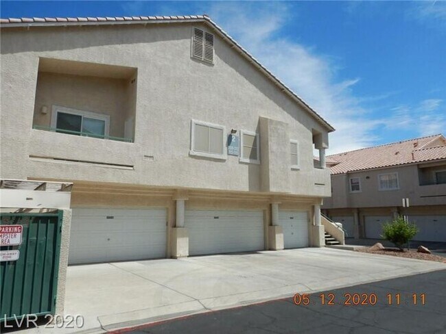 Foto del edificio - COMING SOON - Ready no later than the middle of February!