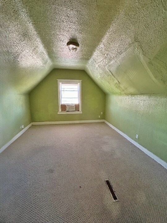 Foto del edificio - 11833 S Perry Ave