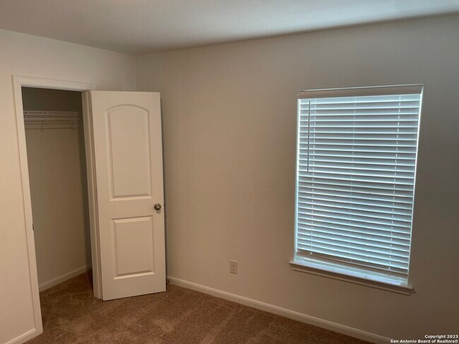 Foto del edificio - 10930 Chatham Ct