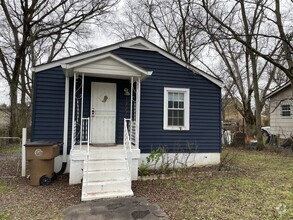 Building Photo - 1727 St Louis St