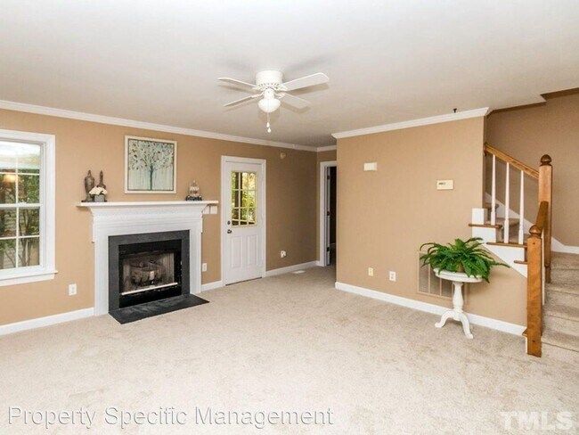 Building Photo - 3 br, 2.5 bath House - 1238 Beringer Fores...