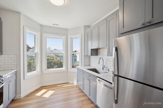 Foto del edificio - 5010 Geary Blvd