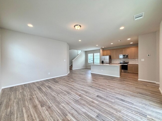 Building Photo - 207 Cherry Blossom Ln