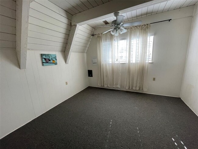 Foto del edificio - 722 Rock Harbor Ct