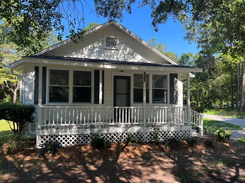 Primary Photo - 6712 Myrtle Grove Rd