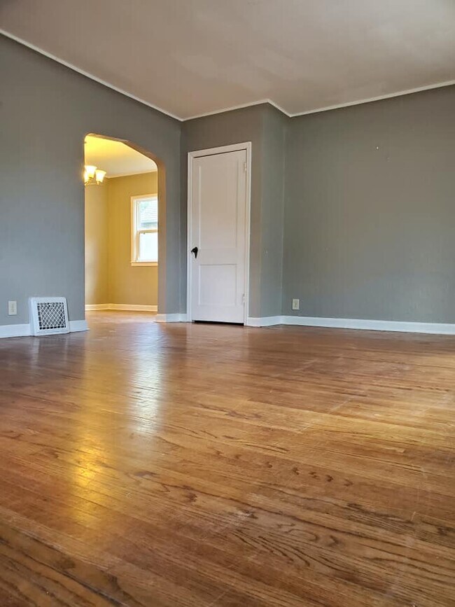 Foto del edificio - 225 W 28th St