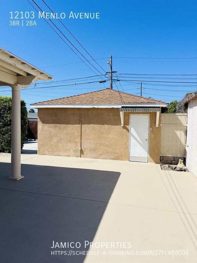 Building Photo - 12103 Menlo Ave