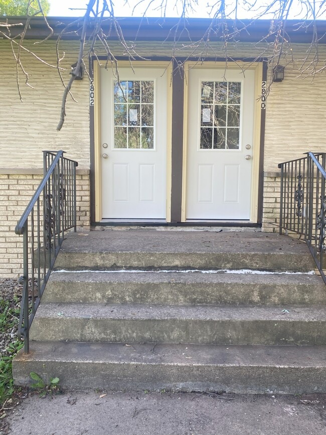 Building Photo - 2800 White Bear Ave