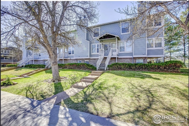 Building Photo - 3200 Azalea Dr