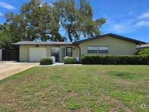 Building Photo - 13754 Trinidad Dr
