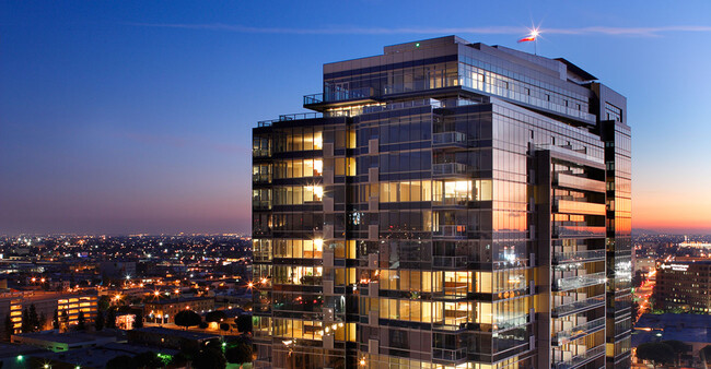 Building Photo - 1155 S Grand Ave