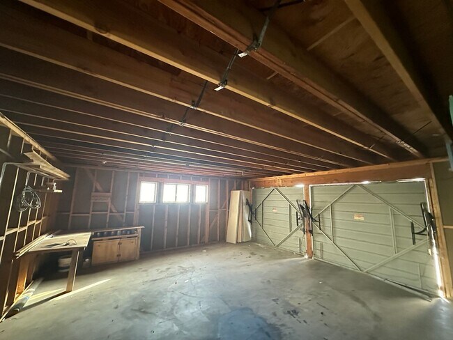 Foto del edificio - 3 bedroom 3 bath