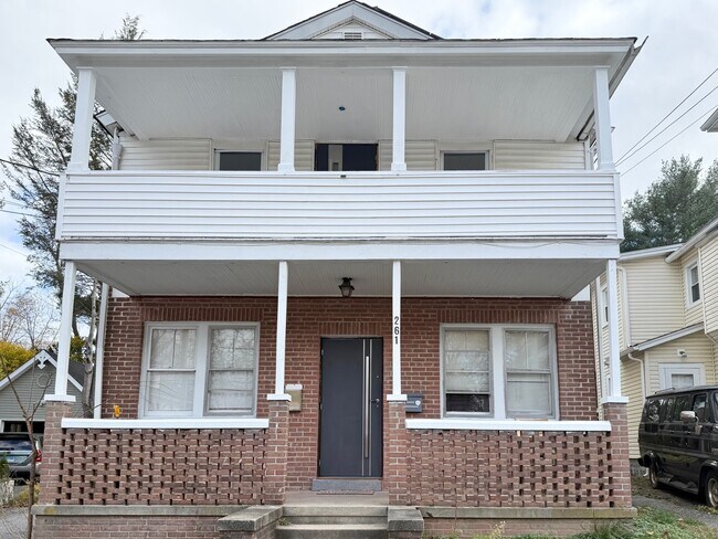 Foto del edificio - 261 Hillside Ave