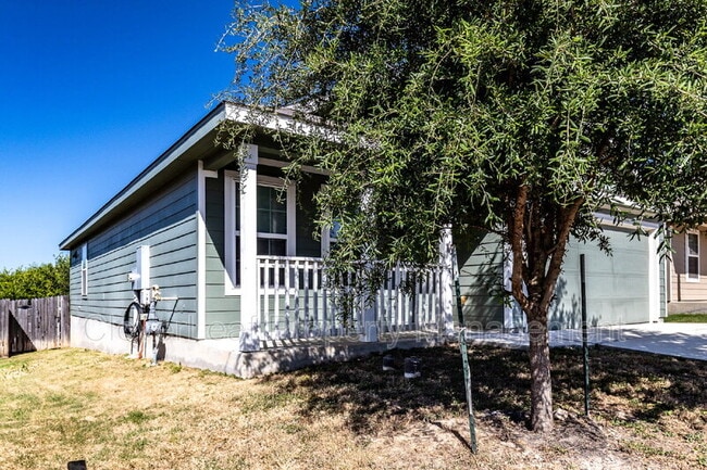 Building Photo - 10214 Robbins Grove