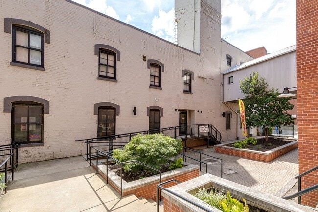 Interior Photo - The Cameron Lofts
