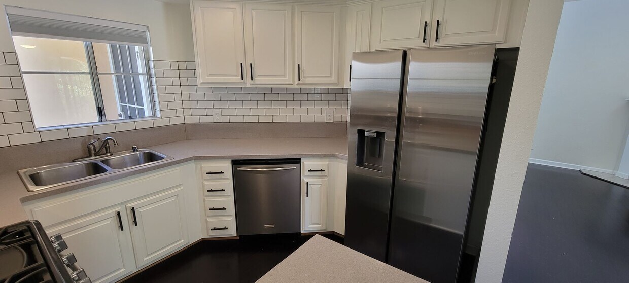 SANTEE TOWNHOME 2 CAR GARAGE Apartments in Santee, CA Westside Rentals