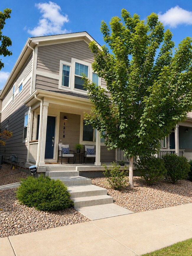 Building Photo - 1218 Hummingbird Cir