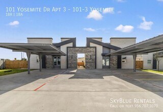 Building Photo - 101 Yosemite Dr
