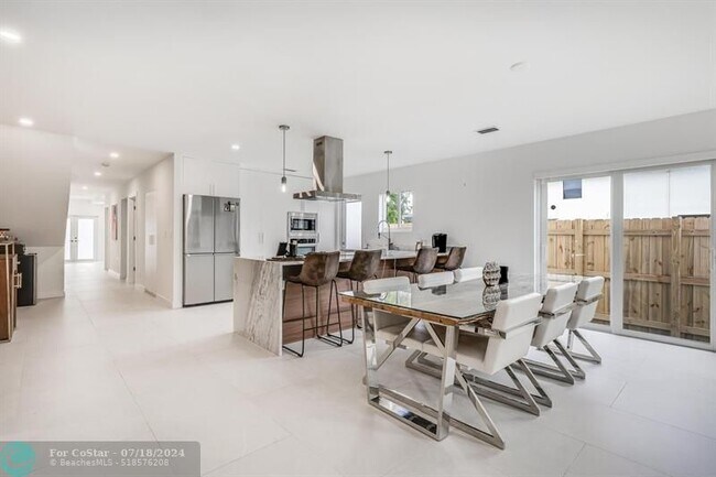 Foto del edificio - 1126 NE 2nd Ave