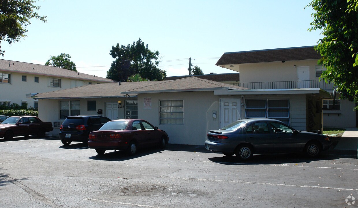 Primary Photo - Ronnie Apartments