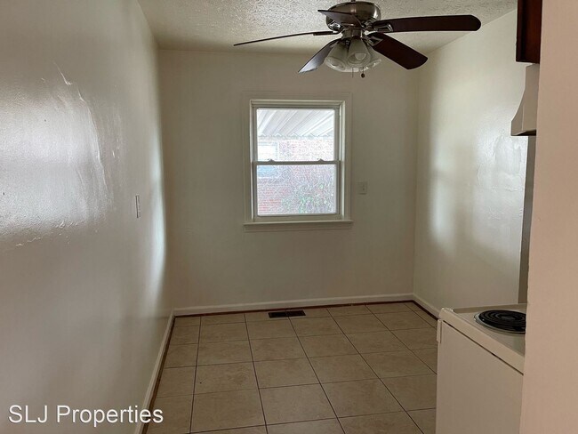 Foto del edificio - 3 br, 1 bath House - 6303 Johnstontown