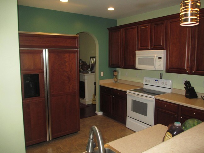 Building Photo - 3826 Fircrest Dr