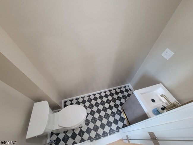 Building Photo - 31 Ann St