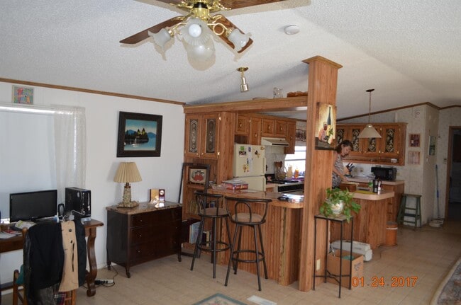 Foto del edificio - 805 S Weatherford St