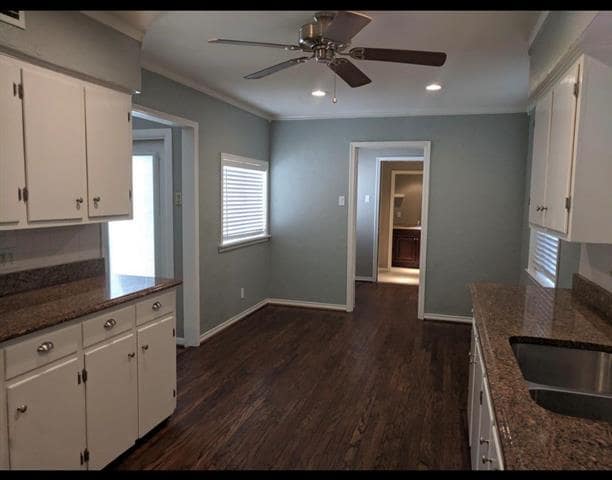 Building Photo - 7303 Bucknell Dr