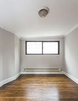Foto del edificio - 219 E 23rd St