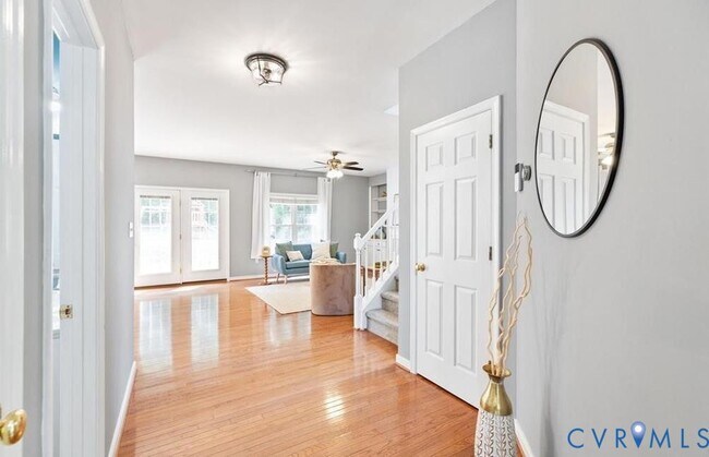 Foto del edificio - 1937 Bantry Dr