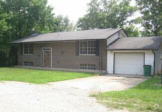 Building Photo - 311 Mont Divier Dr