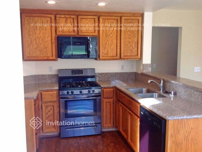 Building Photo - 8430 Gooseberry Ct