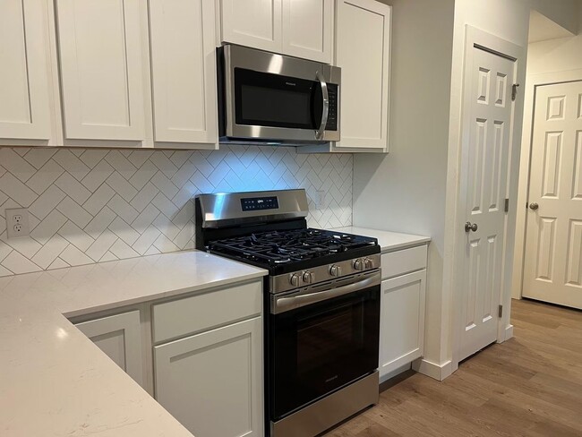 Foto del edificio - 1732 SE 20th St