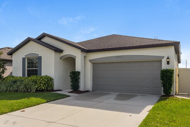 Building Photo - 1733 Cayman Cove Cir