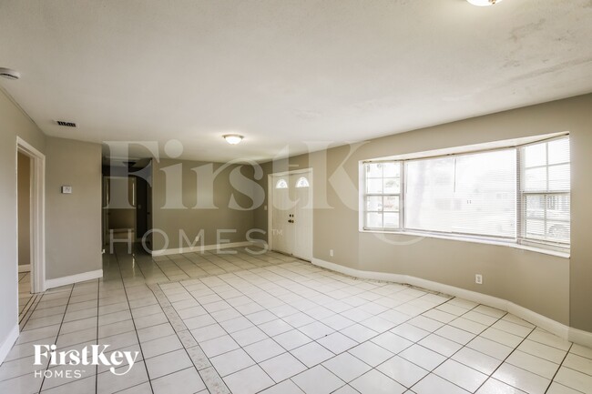 Foto del edificio - 7171 SW 10th Ct