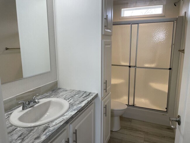 Building Photo - 3405 Sinton Rd