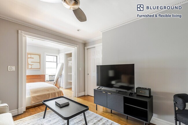 Foto del edificio - 1373 1st Ave