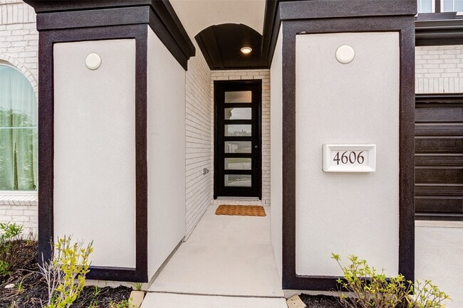 Building Photo - 4606 Wax Myrtle Ct