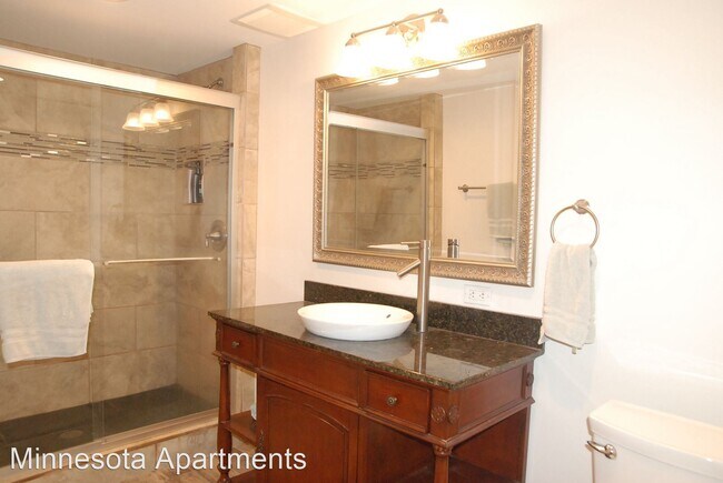 Foto del edificio - 3450 Harriet Ave