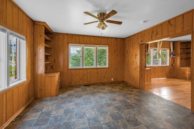 Building Photo - 4bd/2.5ba Kirkland Home