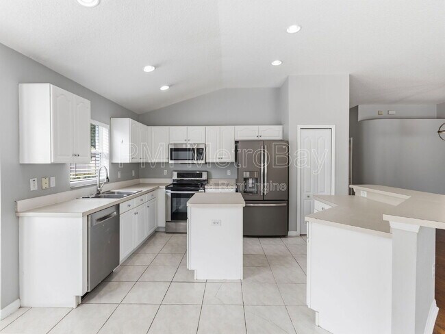 Building Photo - 7632 Blue Spring Dr