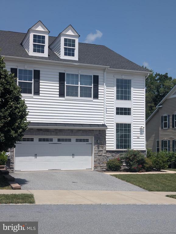 Building Photo - 81 Skylar Cir